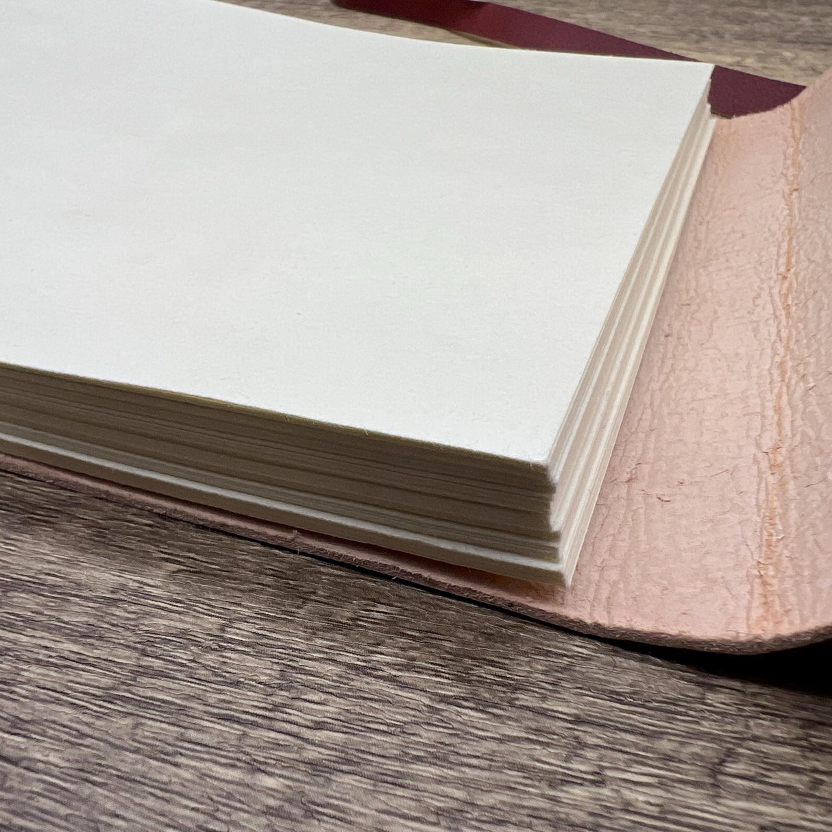 Leather-Bound Cotton Sketchbook – 185gsm Smooth Paper (A4 or A5)