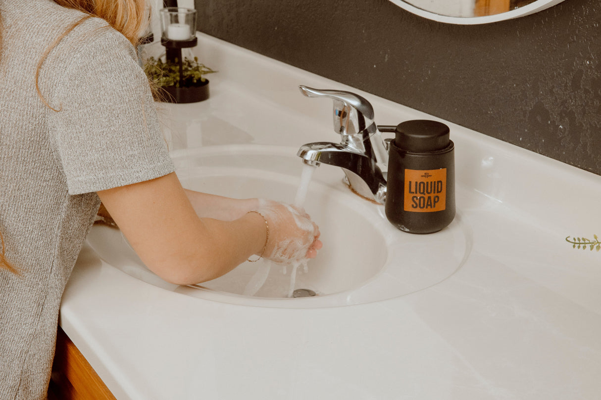 16oz Essential Oil Liquid Soap Awear Market