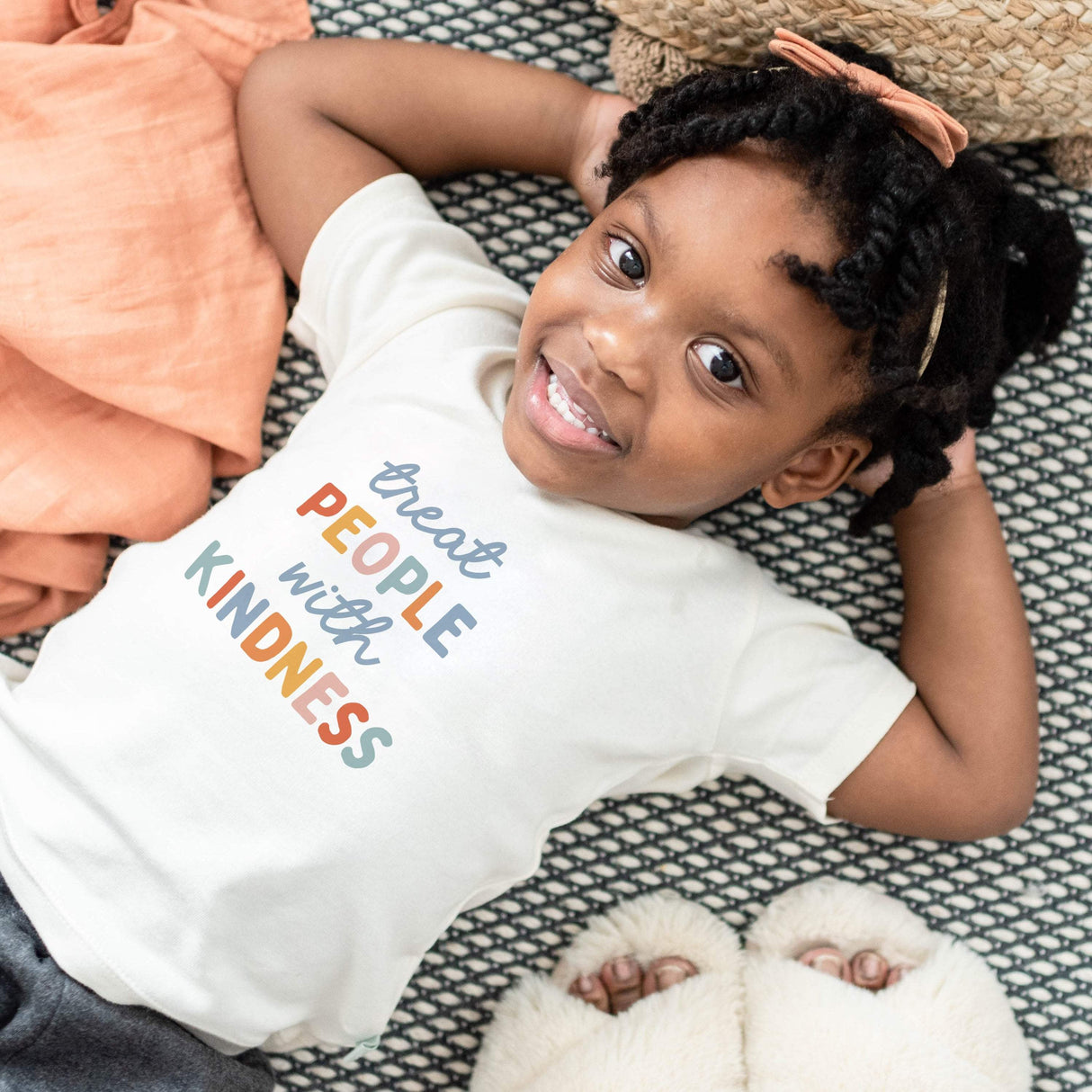 graphic tee | treat people with kindness