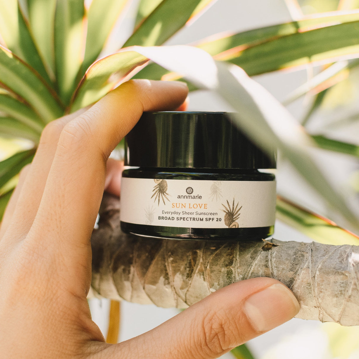 Deluxe Mini Sun Love (30ml)- Collective