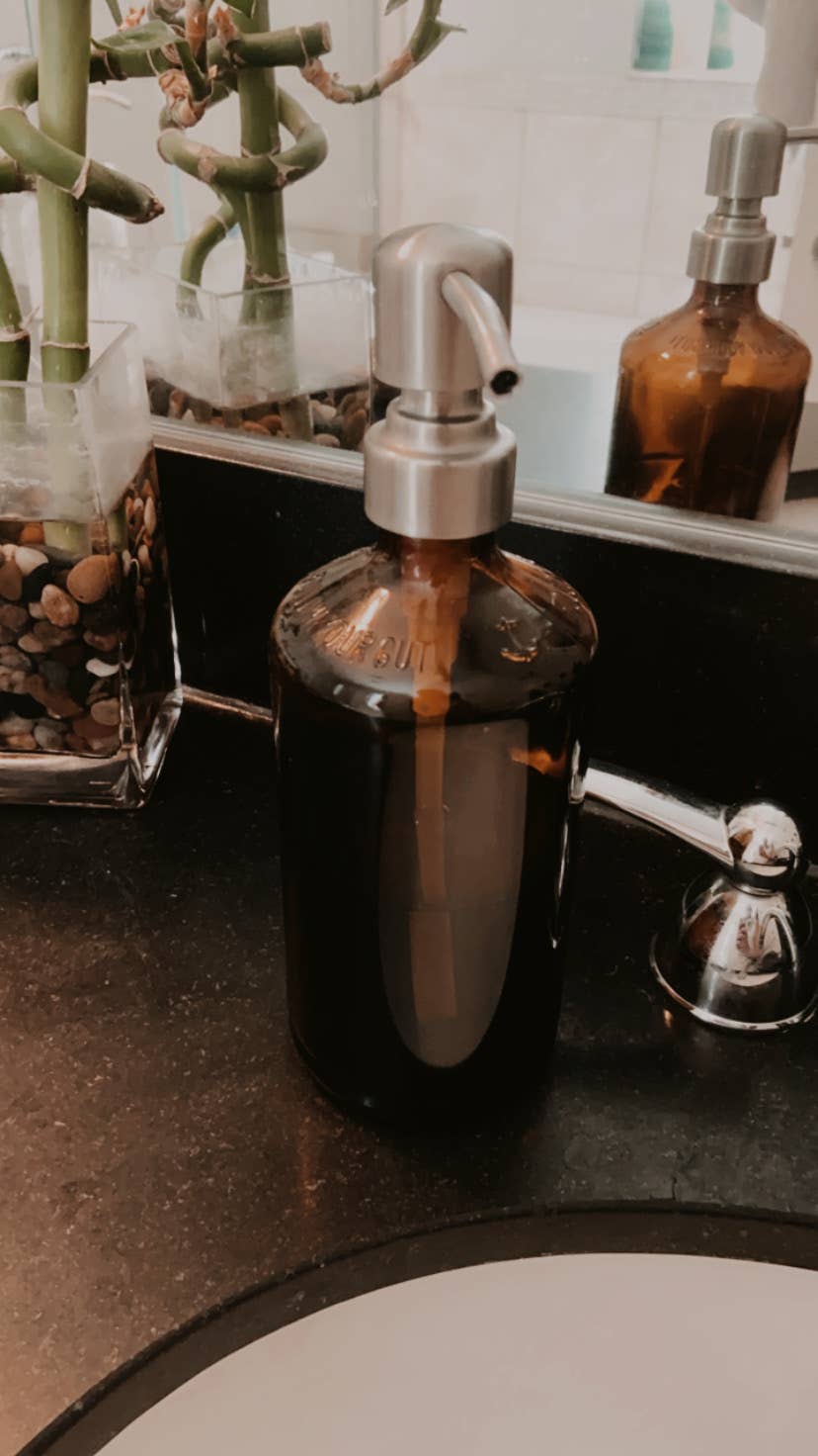 Bottle Pump Top Matte Black (Glass Jar not Included)