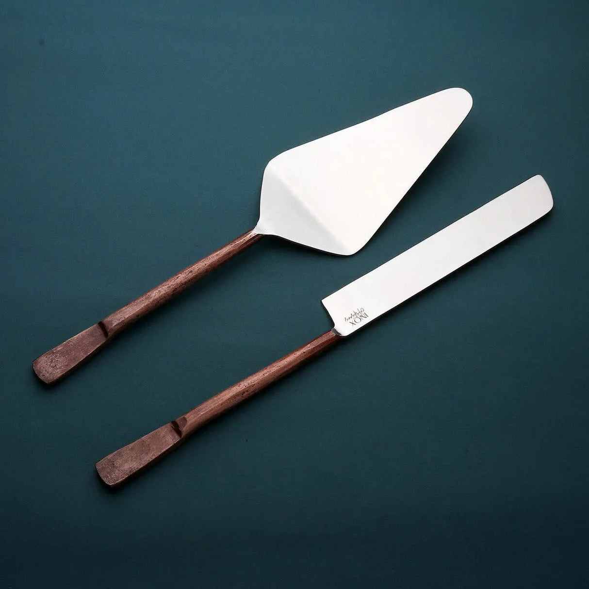 Celia Cake Serving 2 Pc. Set