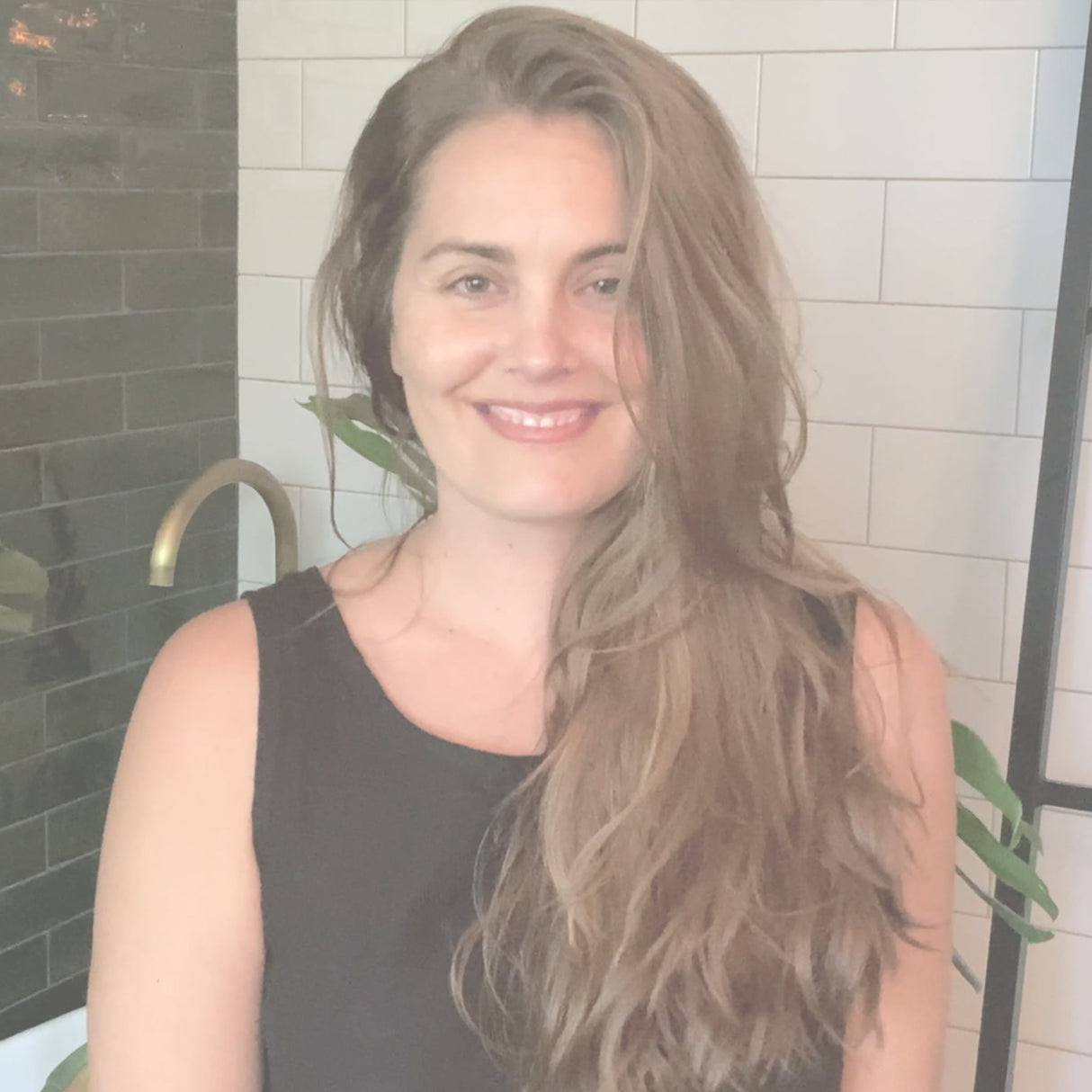 Smoothing Hair Serum (30ml)- Collective