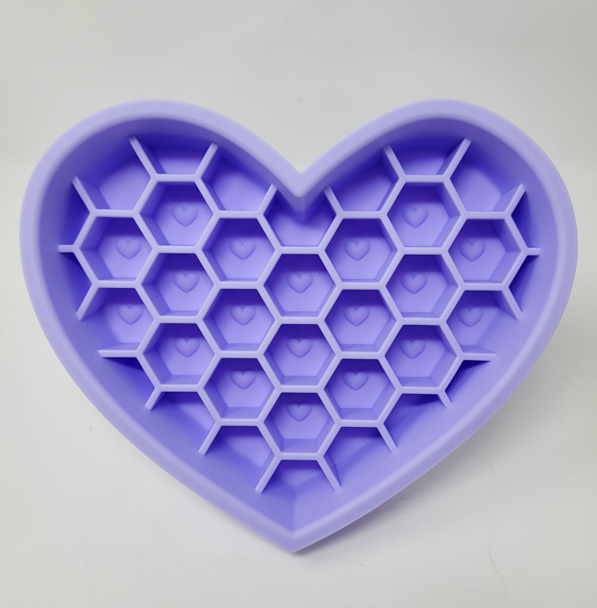 Love SlowMo slow feeder and lick mat