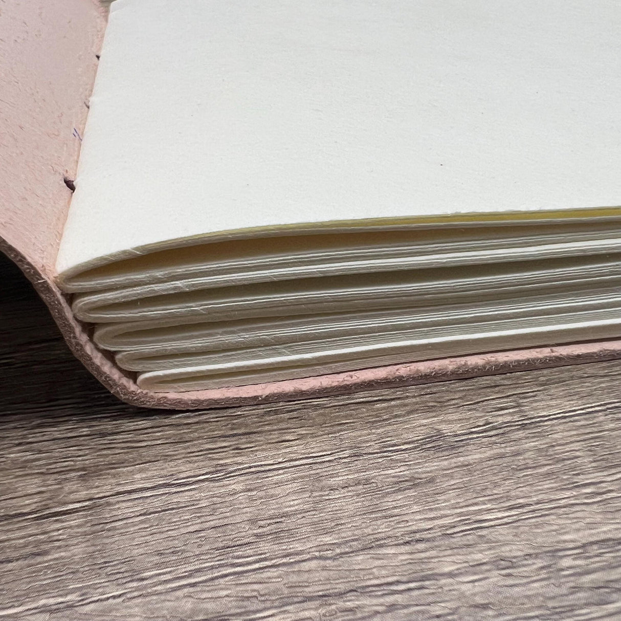 Leather-Bound Cotton Sketchbook – 185gsm Smooth Paper (A4 or A5)