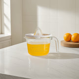 Measuring Cup with Juicer