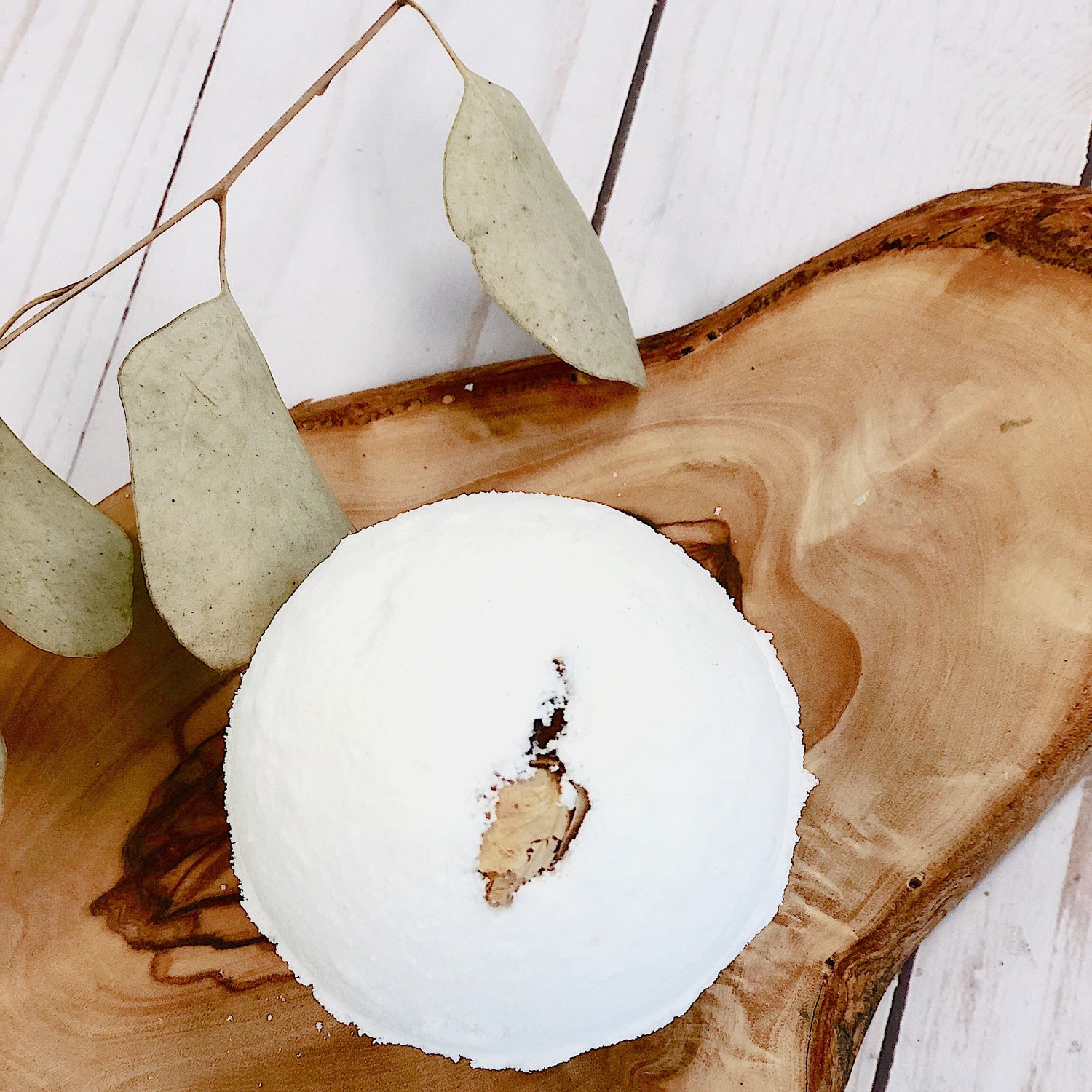 Bath Bomb Goats Milk and Honey