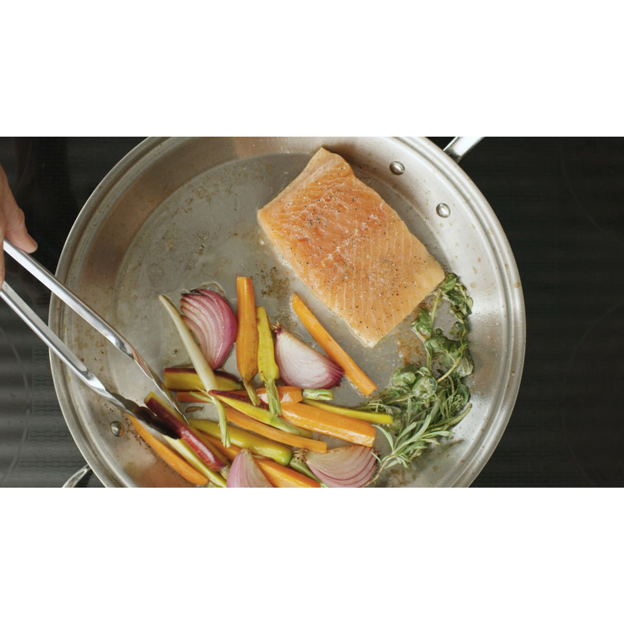 Titanium Series 13.5" Paella Pan