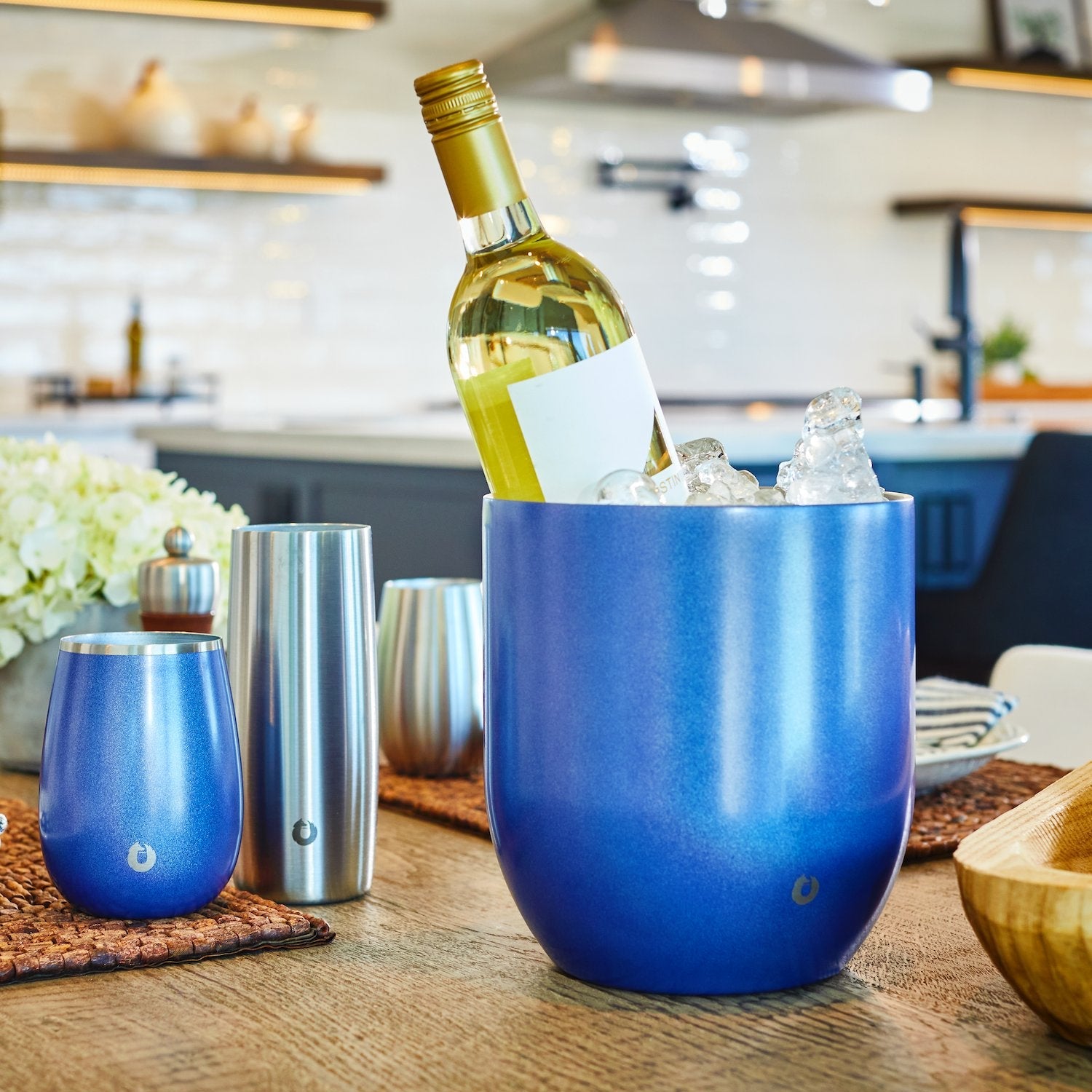 Stainless Steel Ice Bucket with Lid and Scoop, Shimmer Blue