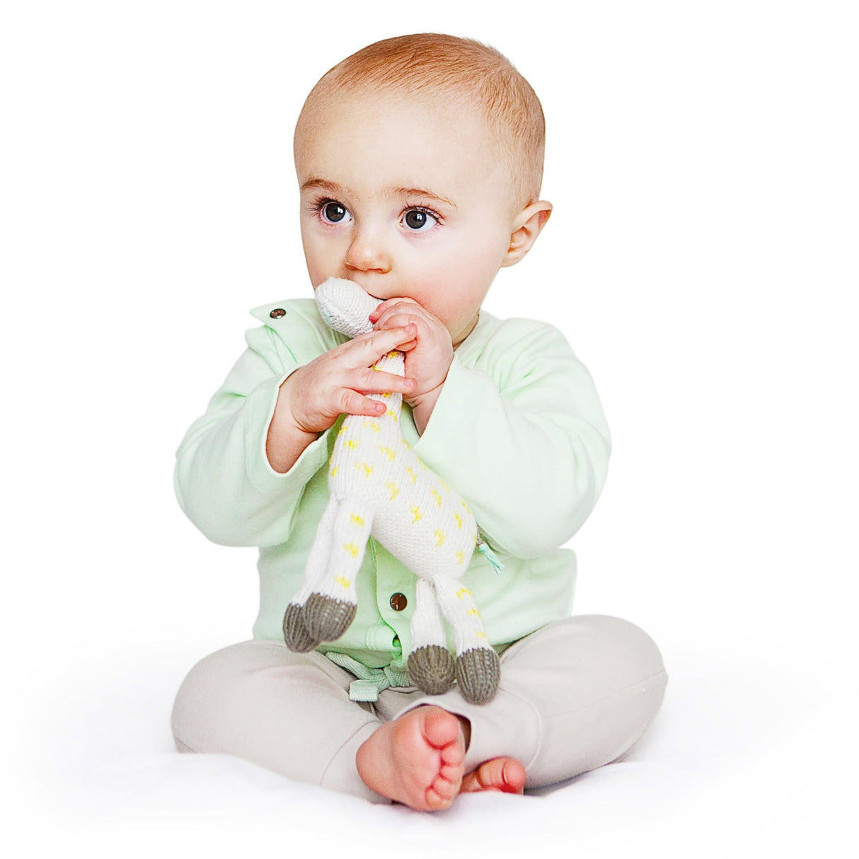 rattle buddy | amelia the giraffe