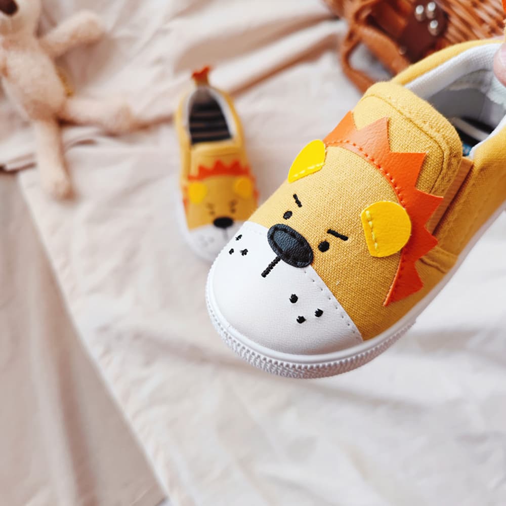 Leona - Slip-On Sneakers