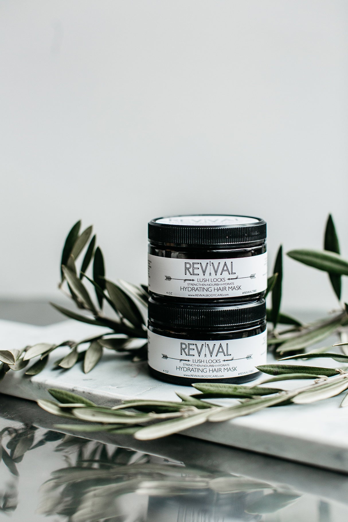 LUSH LOCKS HYDRATING HAIR MASK