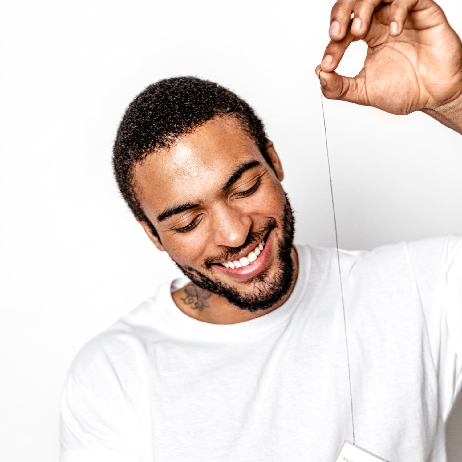 Brilliant Black® Floss – Whitens Between Teeth Naturally