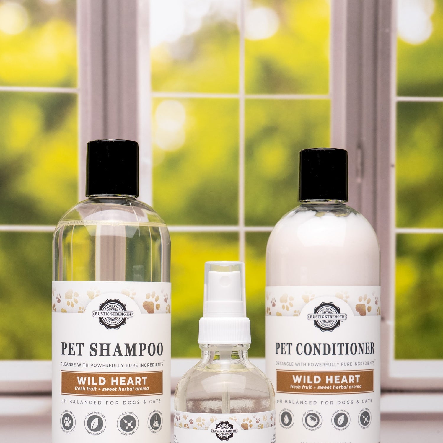Deodorizing Pet Spray | The Between-Wash Wonder