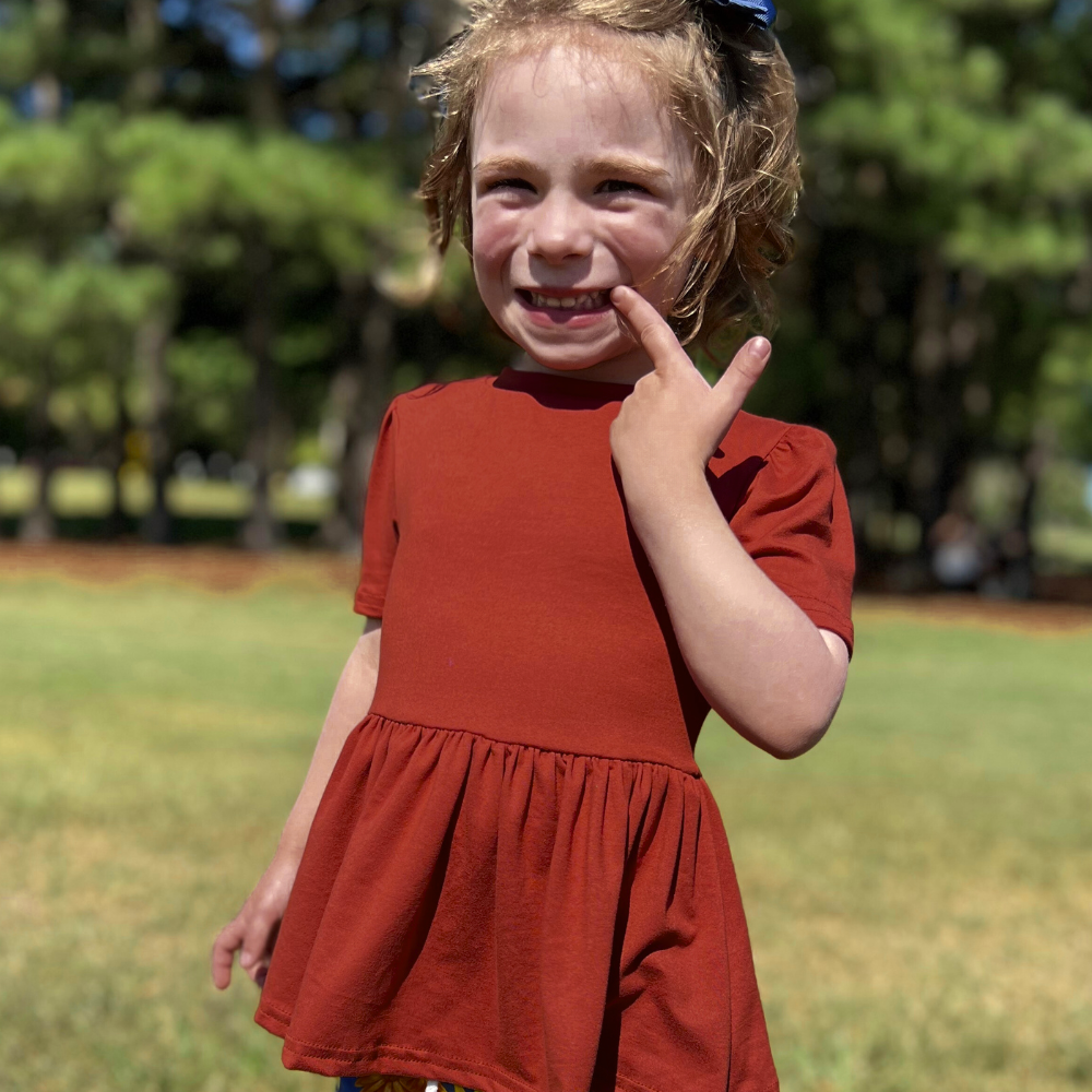 Bamboo Short Sleeve Peplum Top in Brick