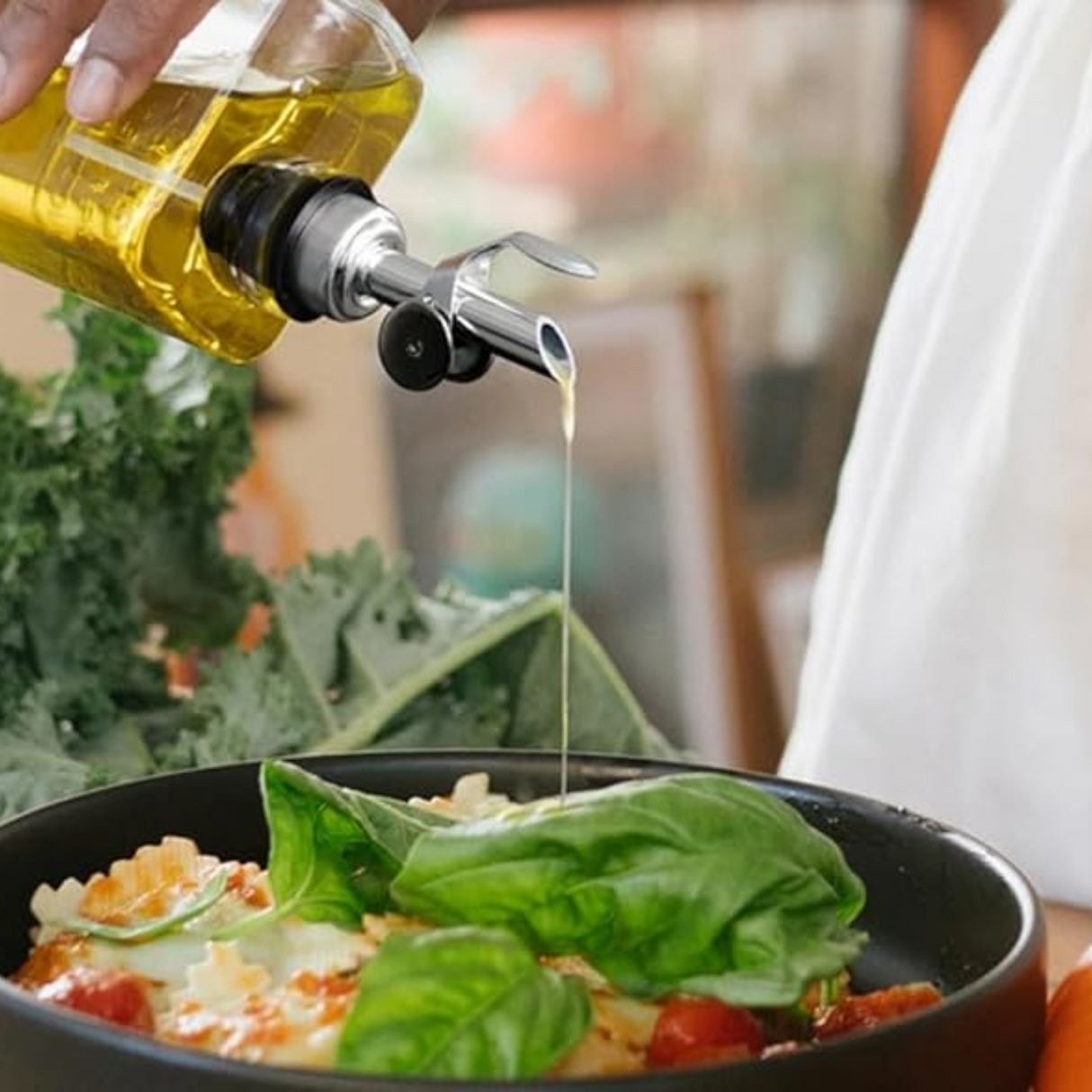 Self Closing Pour Spout