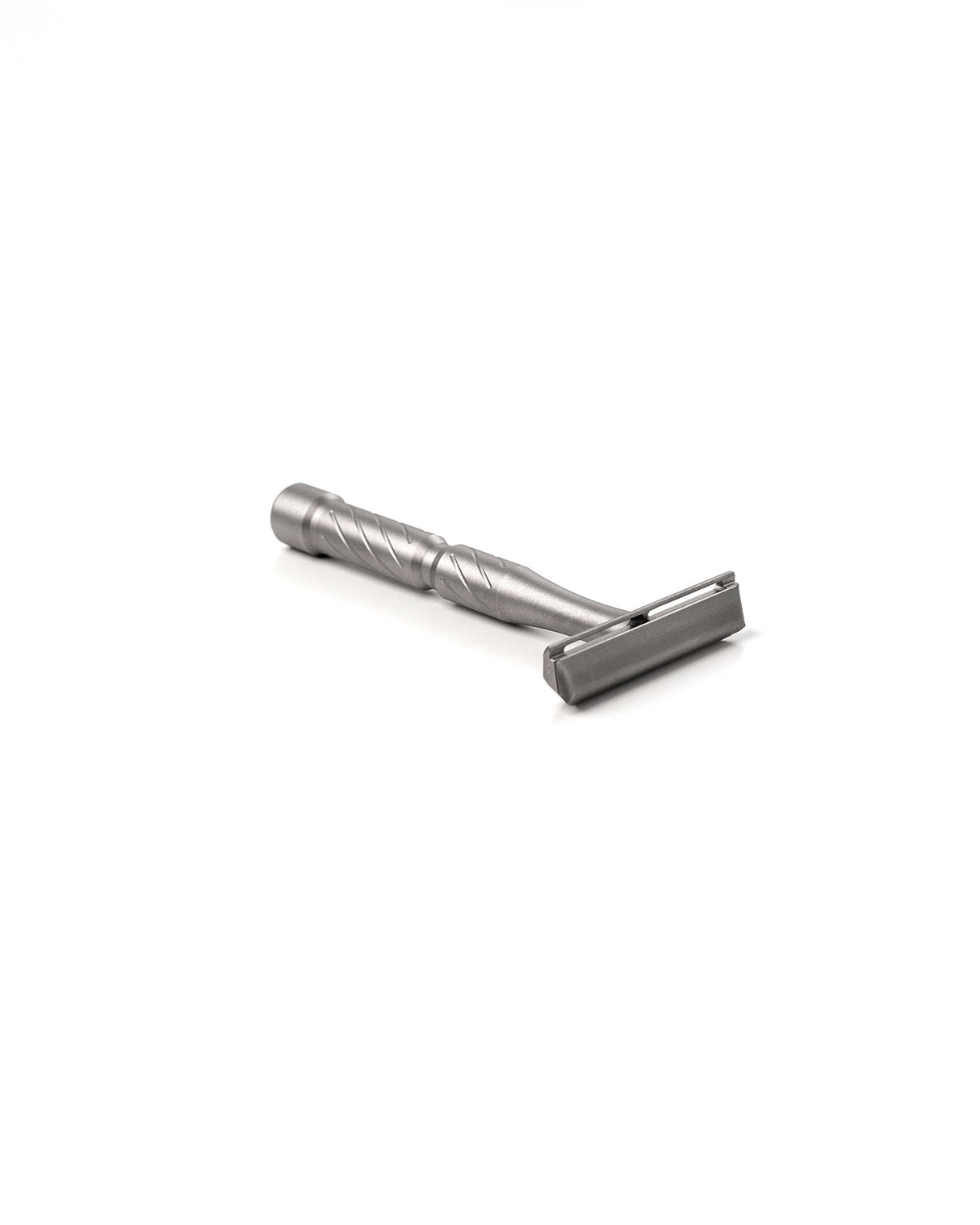 Vector Titanium Razor