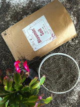Bloomin' Soil - Organic Flower Booster for Bigger, Longer-Lasting Blooms