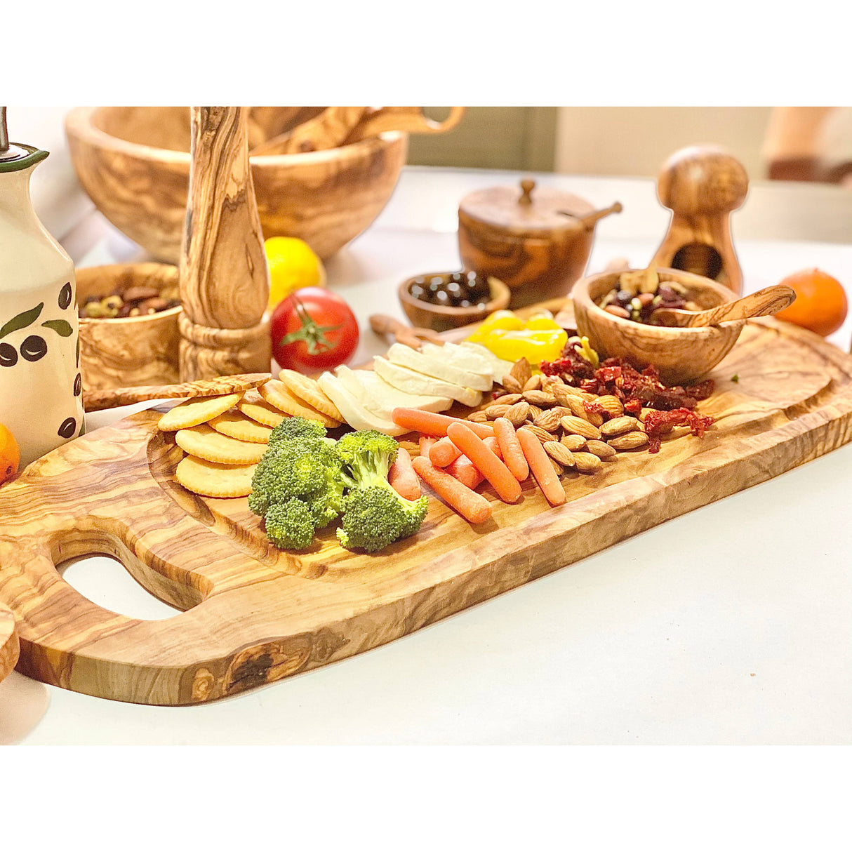 Olive Wood Charcuterie Board - Includes Juice Well