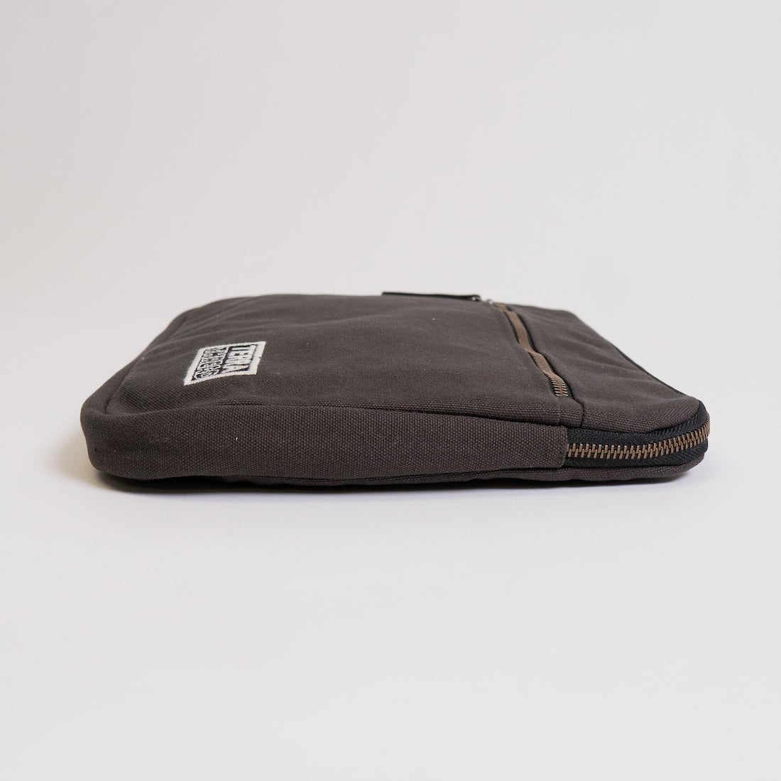 Erdig Laptop Sleeve 13 and 14 inches