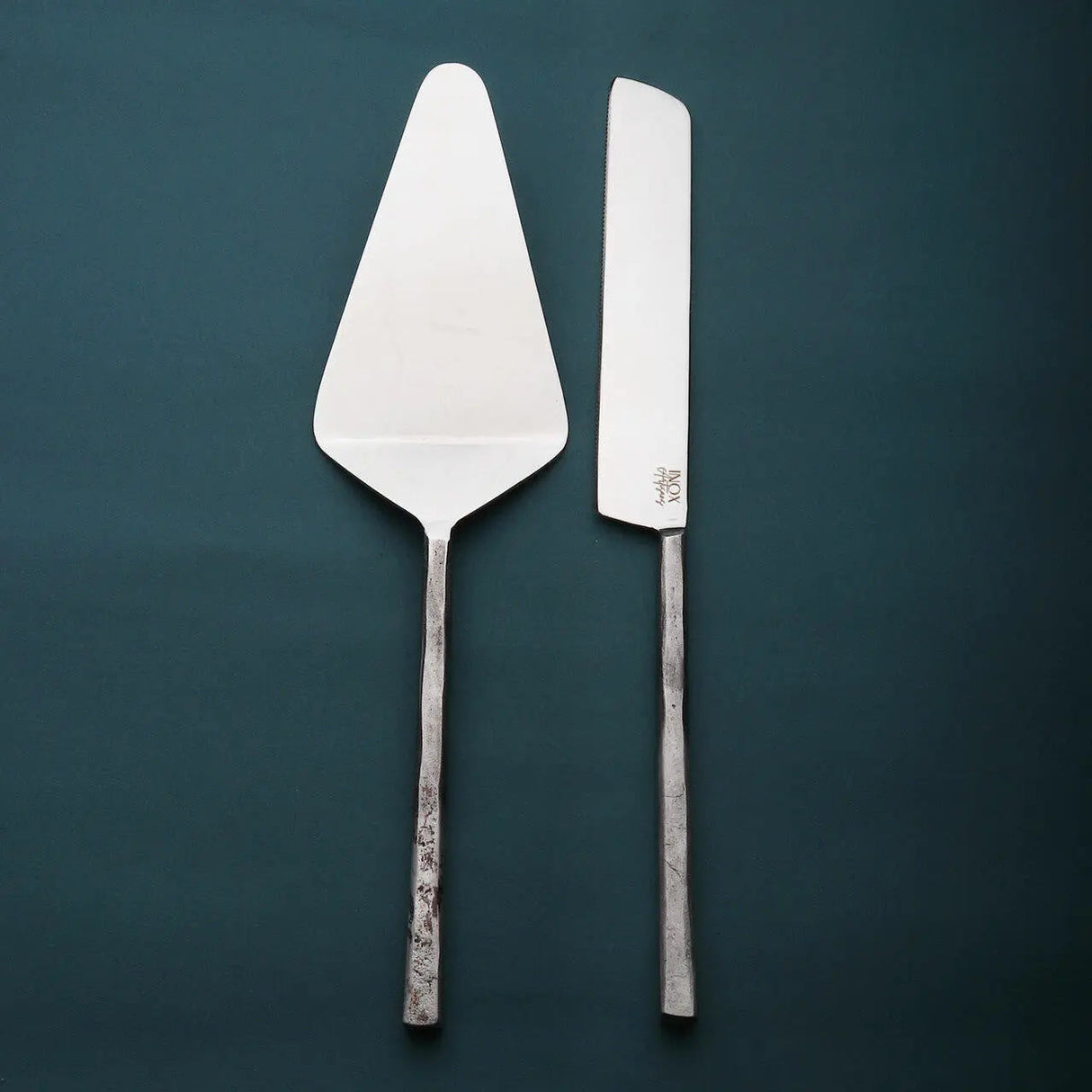 Jason Cake Serving 2 Pc. Set