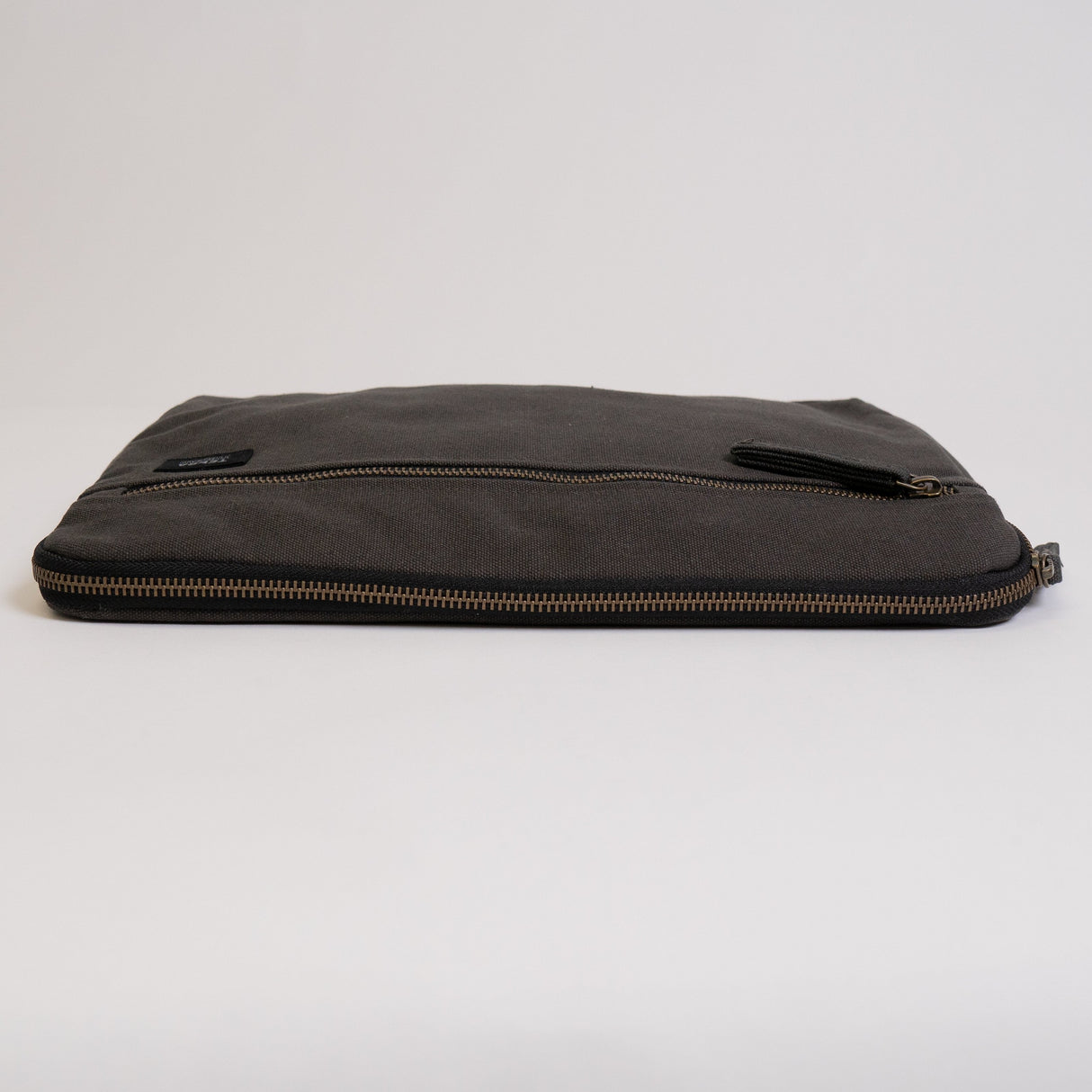 Erdig Laptop Sleeve 13 and 14 inches