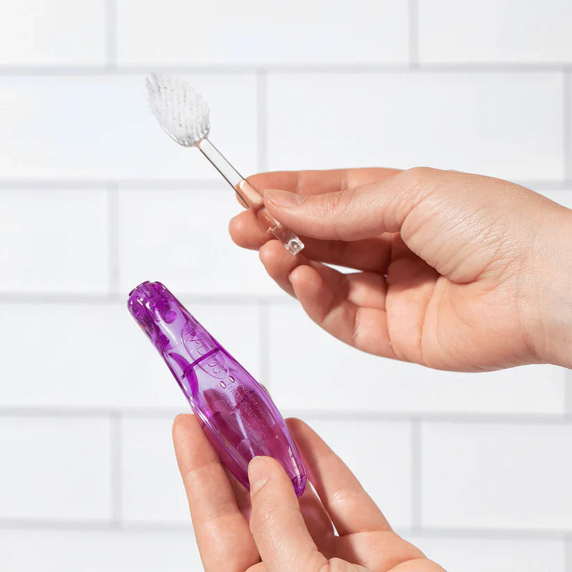 Tour™ Travel Brush