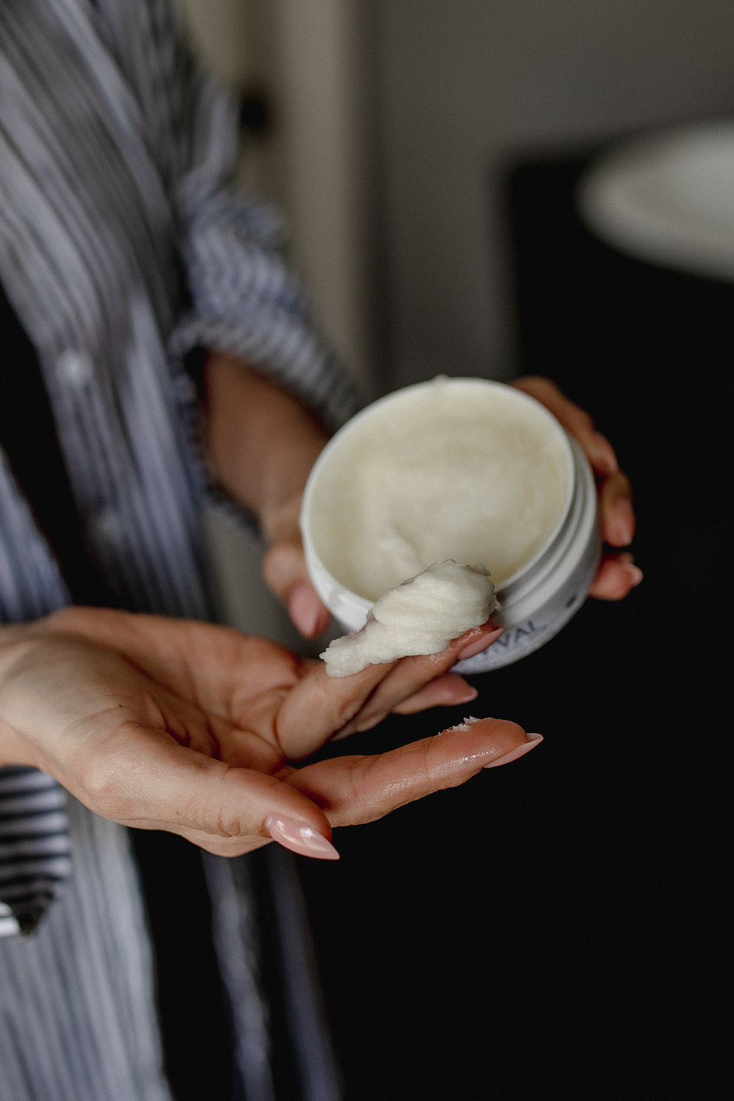 LUSH LOCKS HYDRATING HAIR MASK