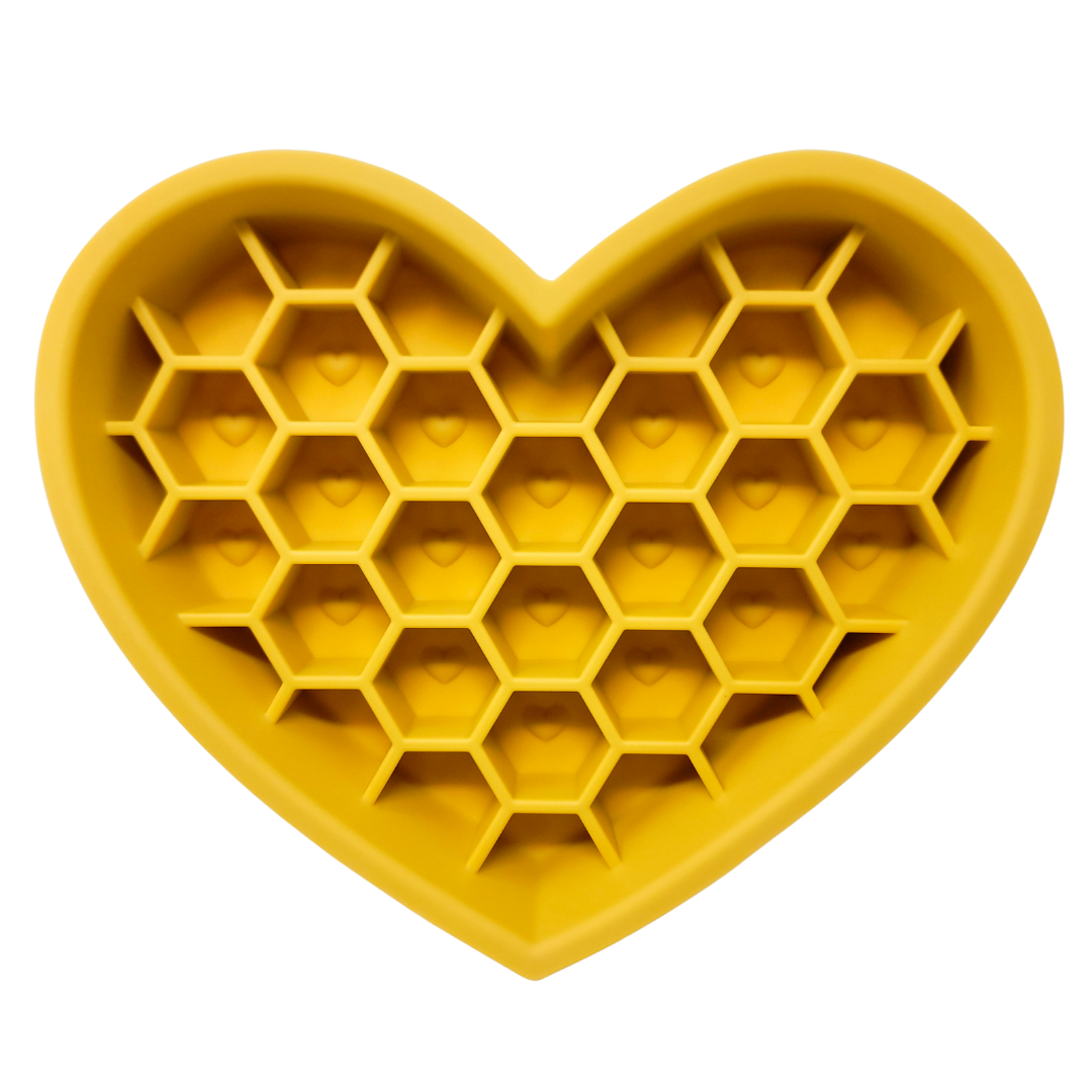 Love SlowMo slow feeder and lick mat