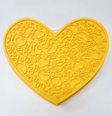 Love SlowMo slow feeder and lick mat