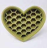 Love SlowMo slow feeder and lick mat