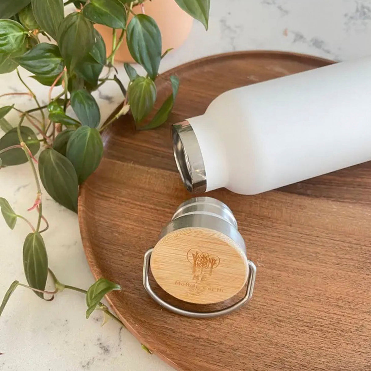 Eco Water Bottle – Stainless Steel with Natural Bamboo Lid